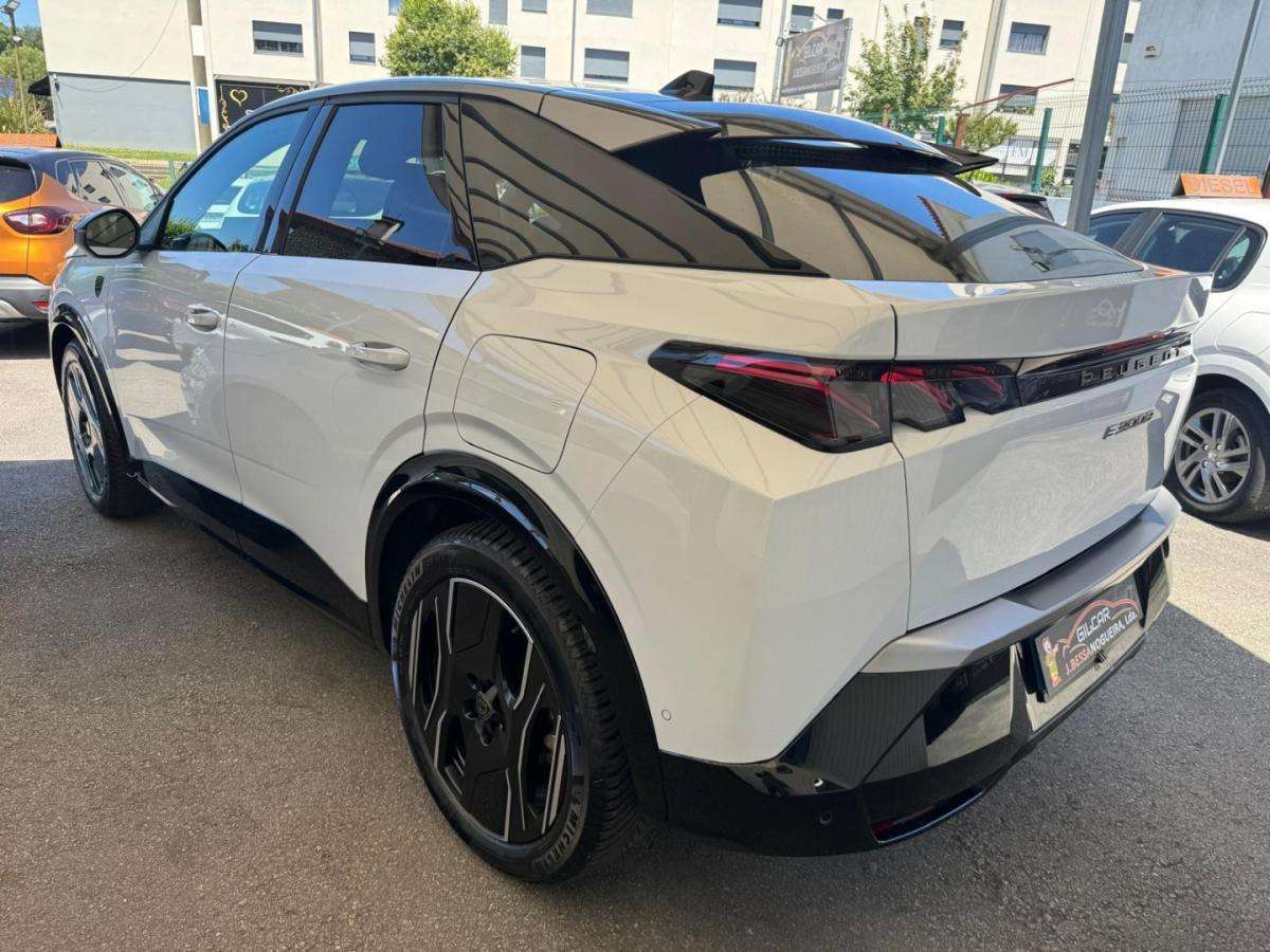 peugeot-e-3008-2024-eletrico-0cc