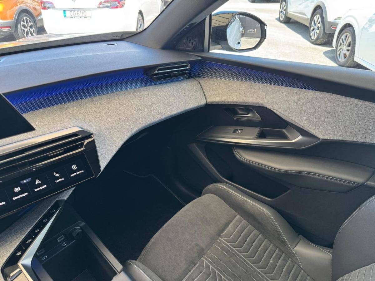 peugeot-e-3008-2024-eletrico-0cc