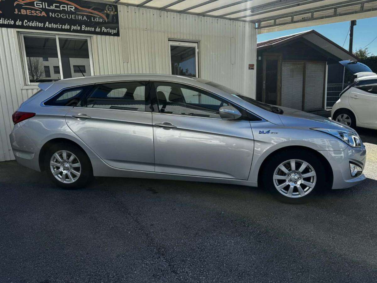 hyundai-i40-sw-2015-diesel-1685cc