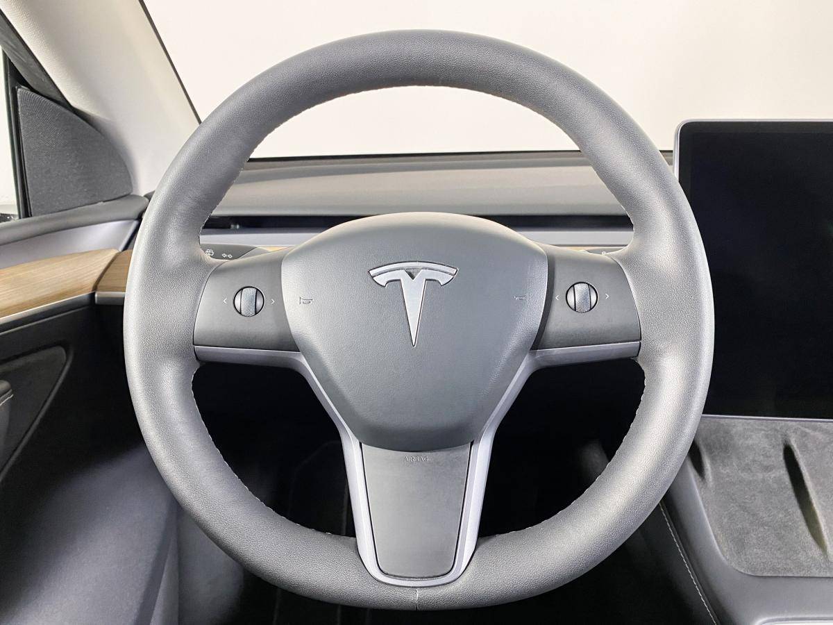 tesla-model-y-2022-eletrico-0cc