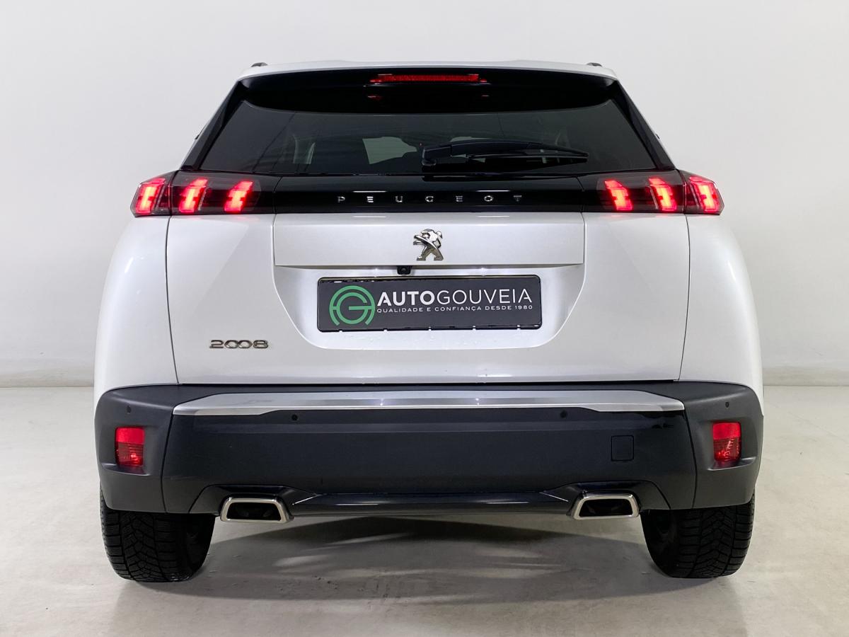 peugeot-2008-2022-gasolina-1199cc