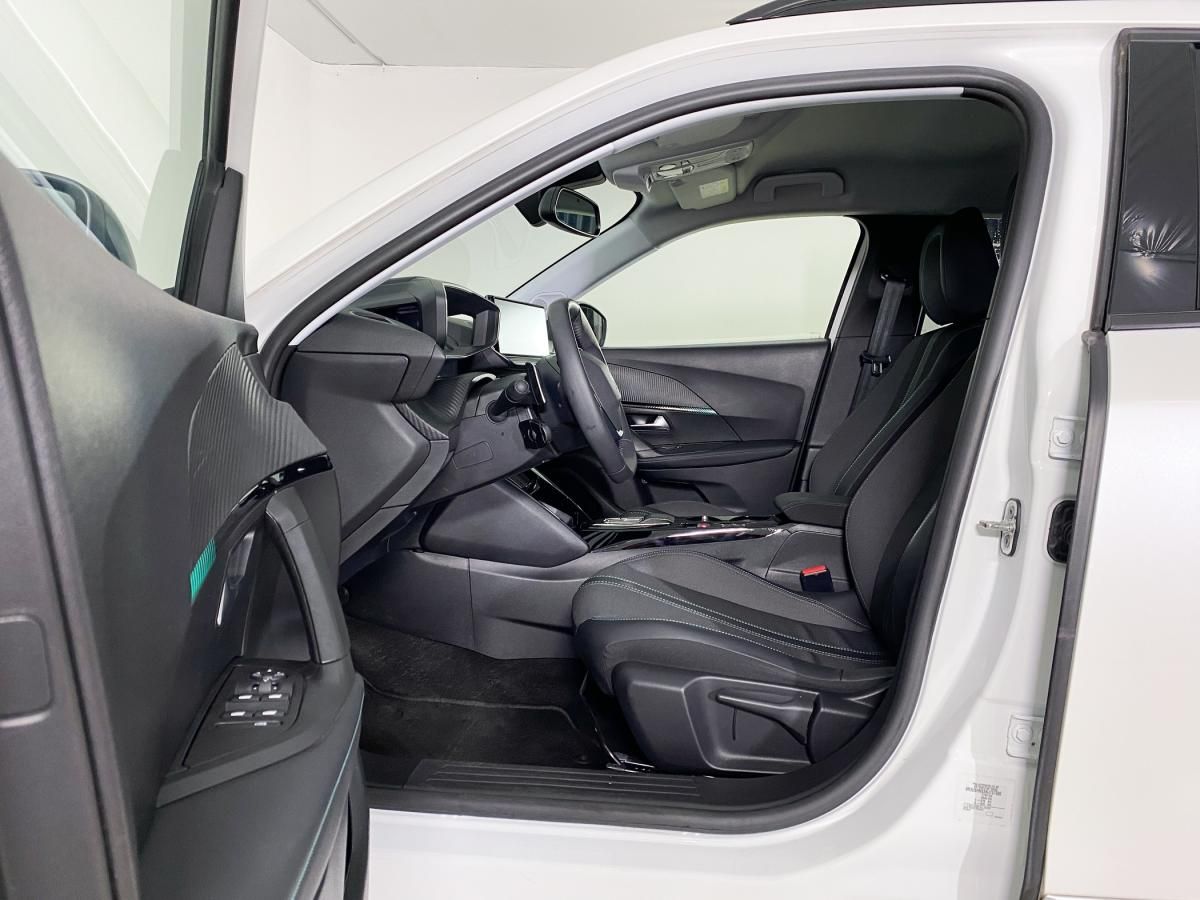 peugeot-2008-2022-gasolina-1199cc