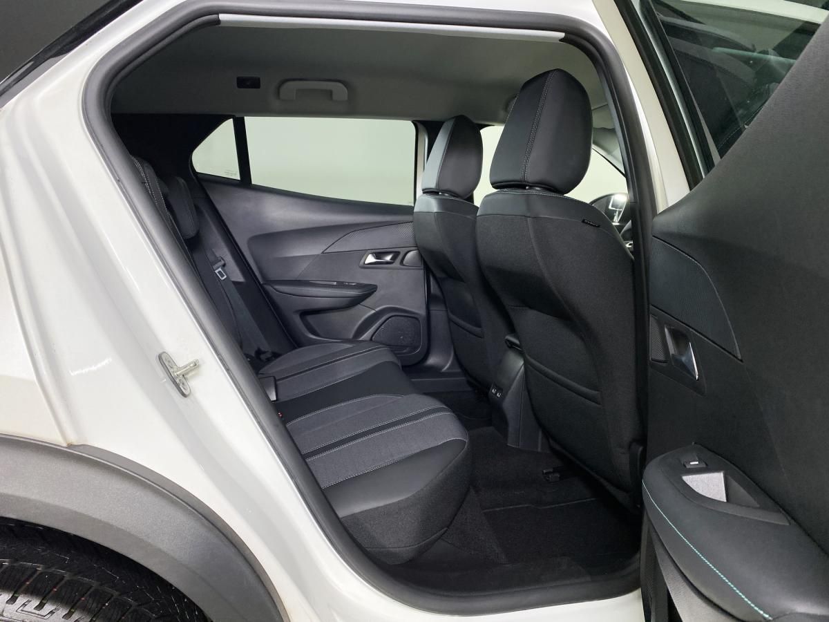 peugeot-2008-2022-gasolina-1199cc