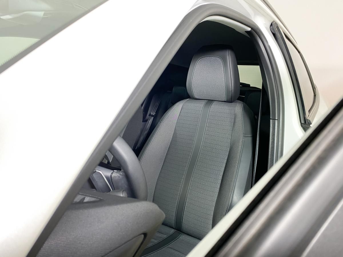 peugeot-2008-2022-gasolina-1199cc