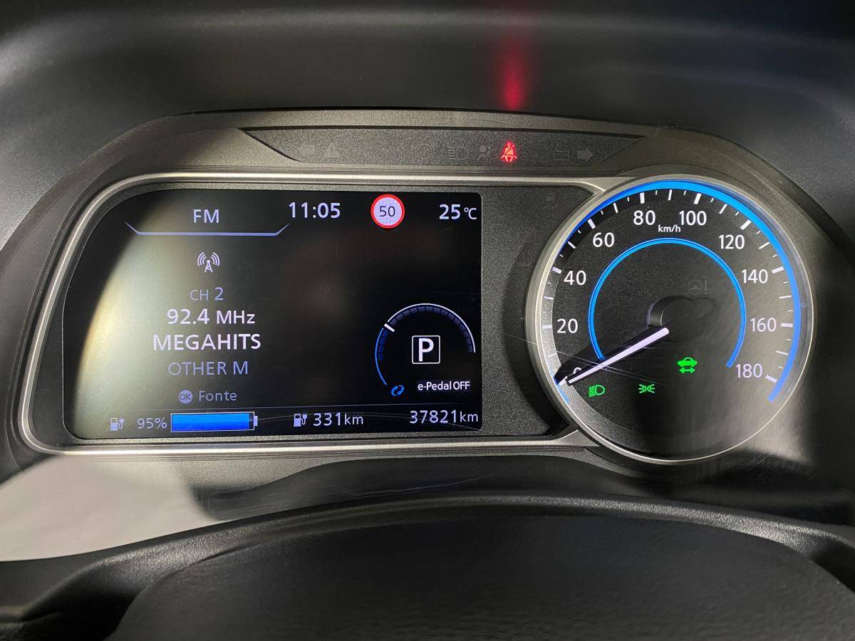 nissan-leaf-2021-eletrico-500cc