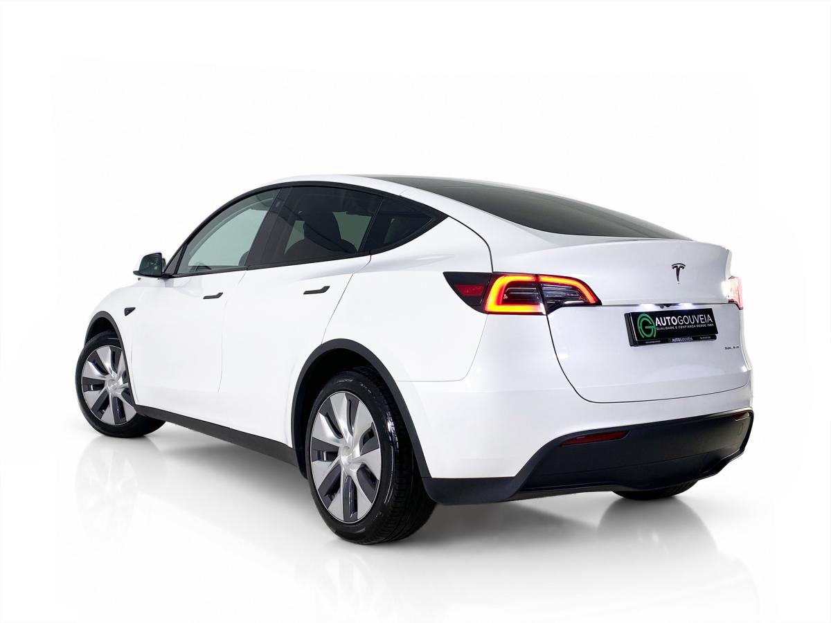 tesla-model-y-2024-eletrico-0cc
