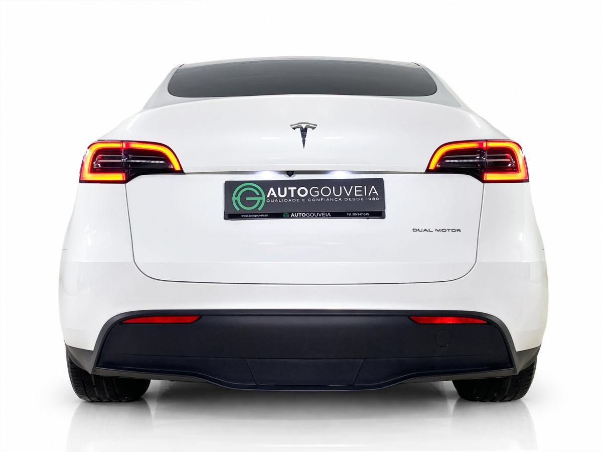 tesla-model-y-2024-eletrico-0cc