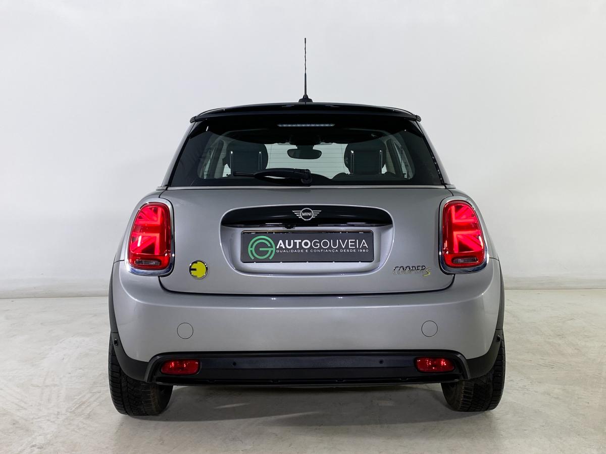 mini-cooper-2023-eletrico-500cc