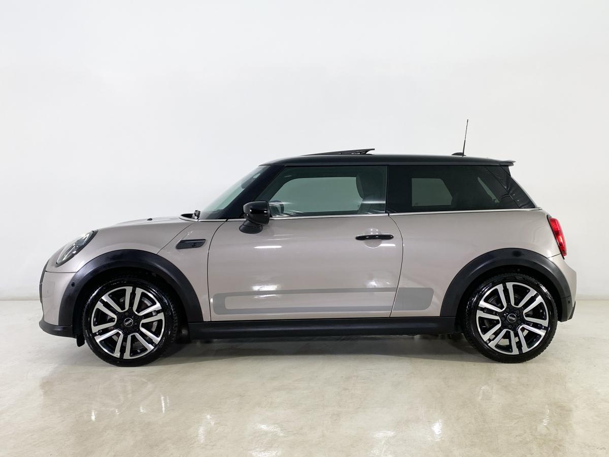mini-cooper-2022-eletrico-500cc