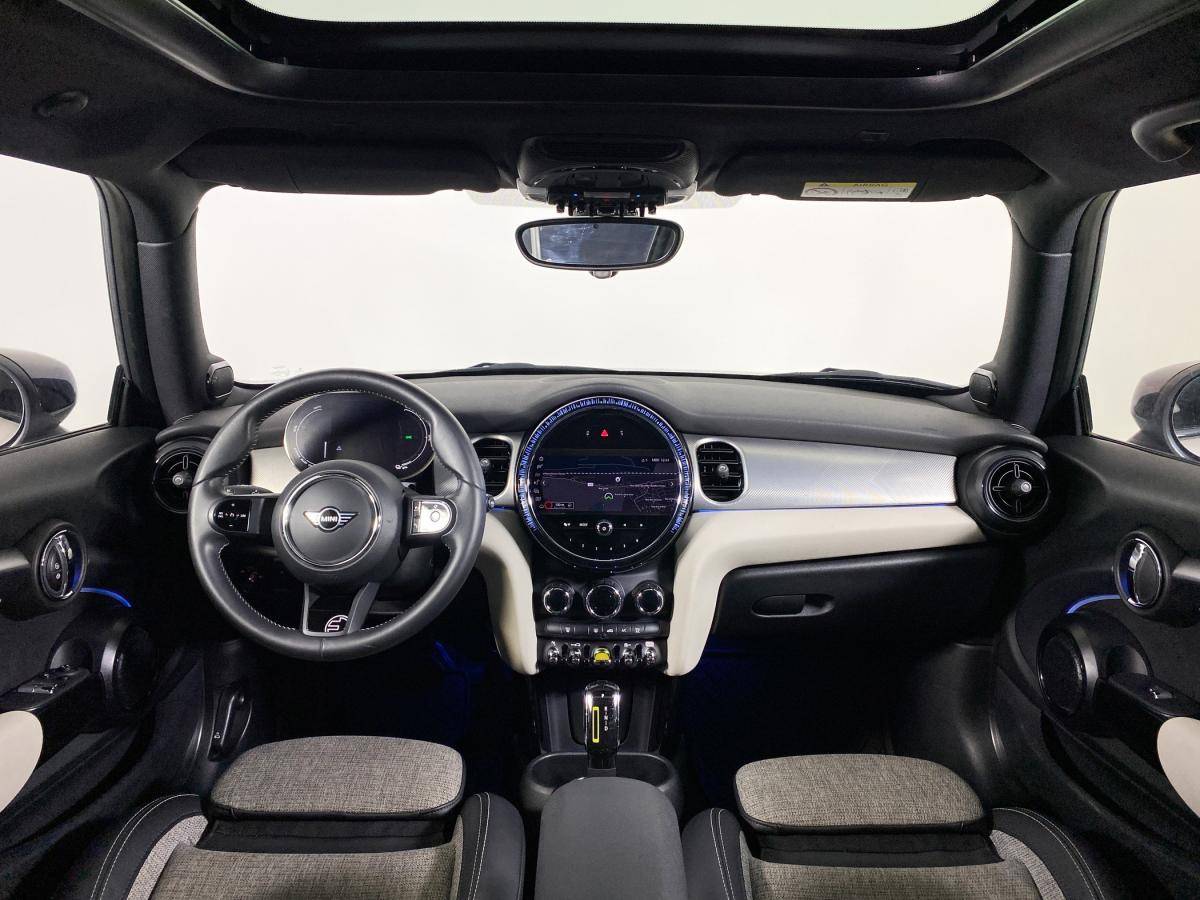 mini-cooper-2022-eletrico-500cc