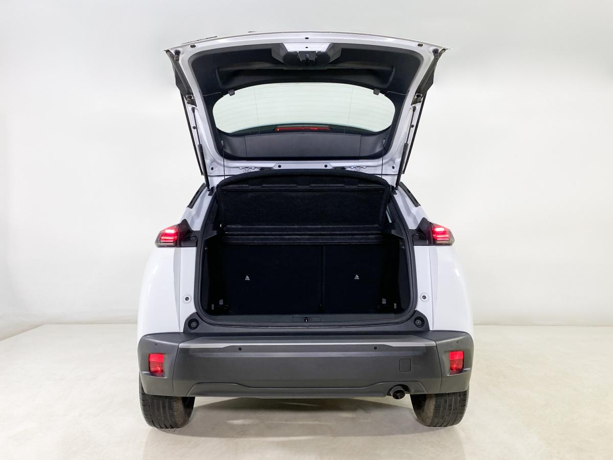peugeot-2008-2023-gasolina-1199cc