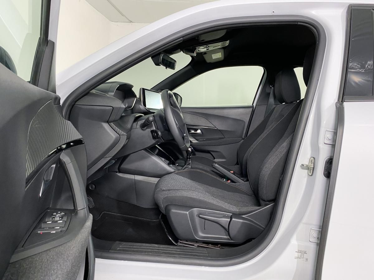 peugeot-2008-2023-gasolina-1199cc