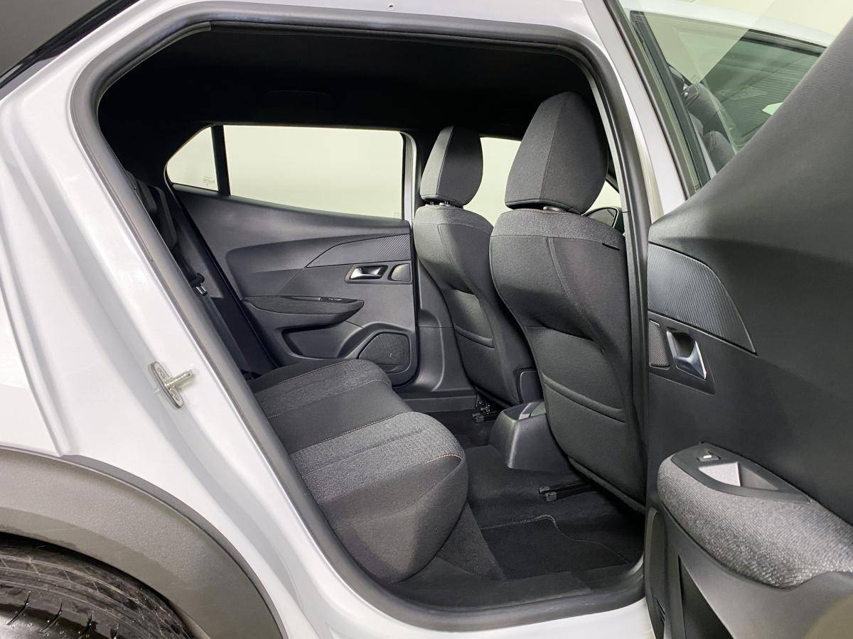 peugeot-2008-2023-gasolina-1199cc