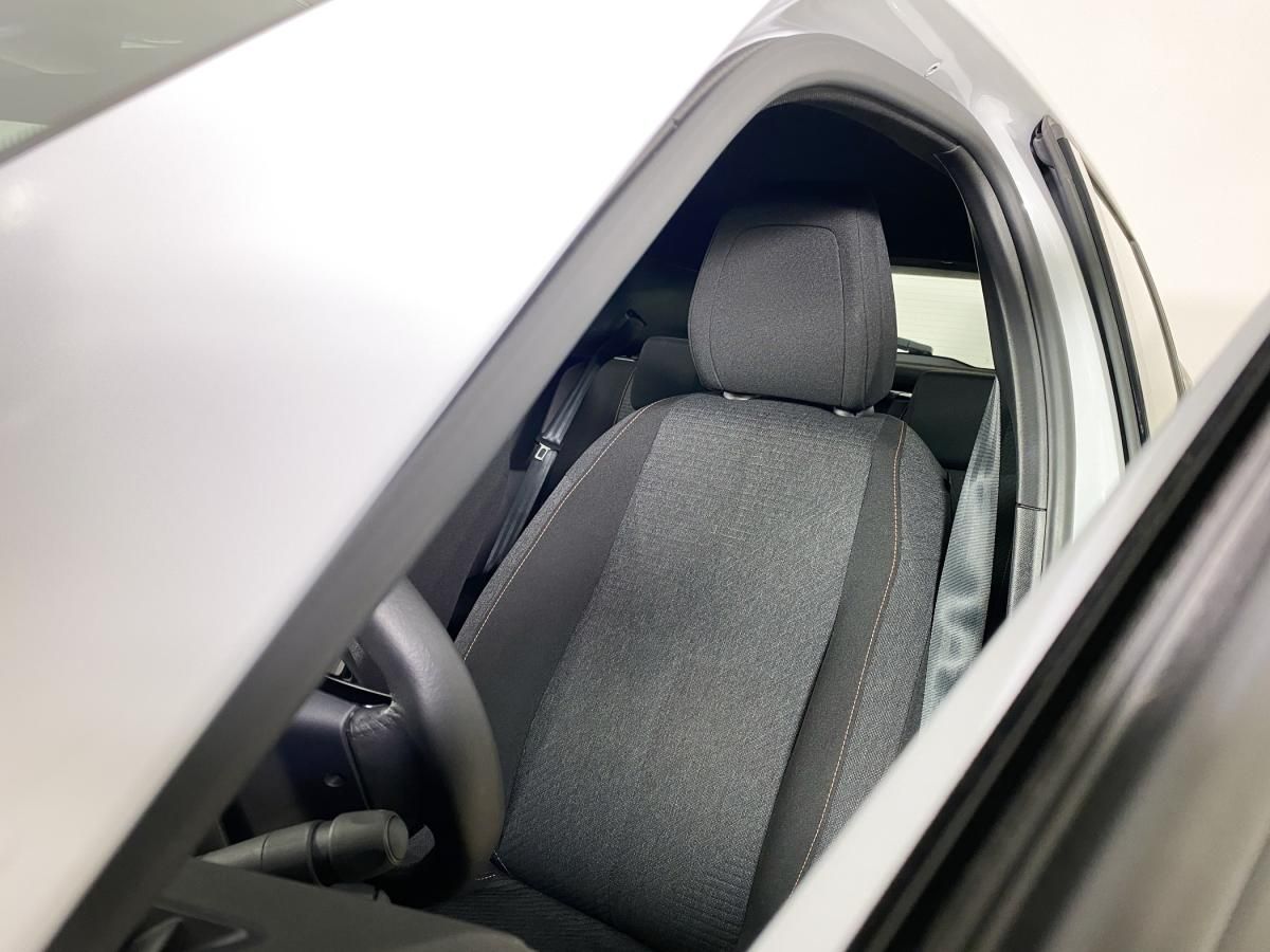 peugeot-2008-2023-gasolina-1199cc