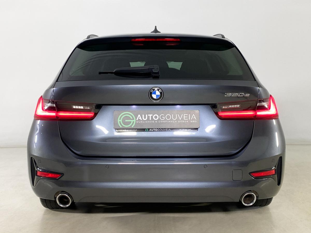 bmw-serie-3-2021-hibrido-a-gasolina-1998cc