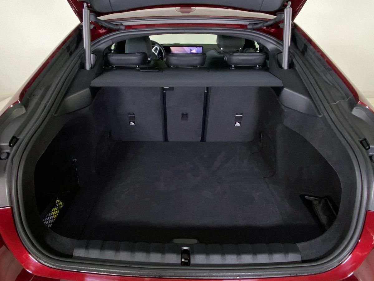 bmw-i4-i4-edrive40-2024-eletrico-500cc