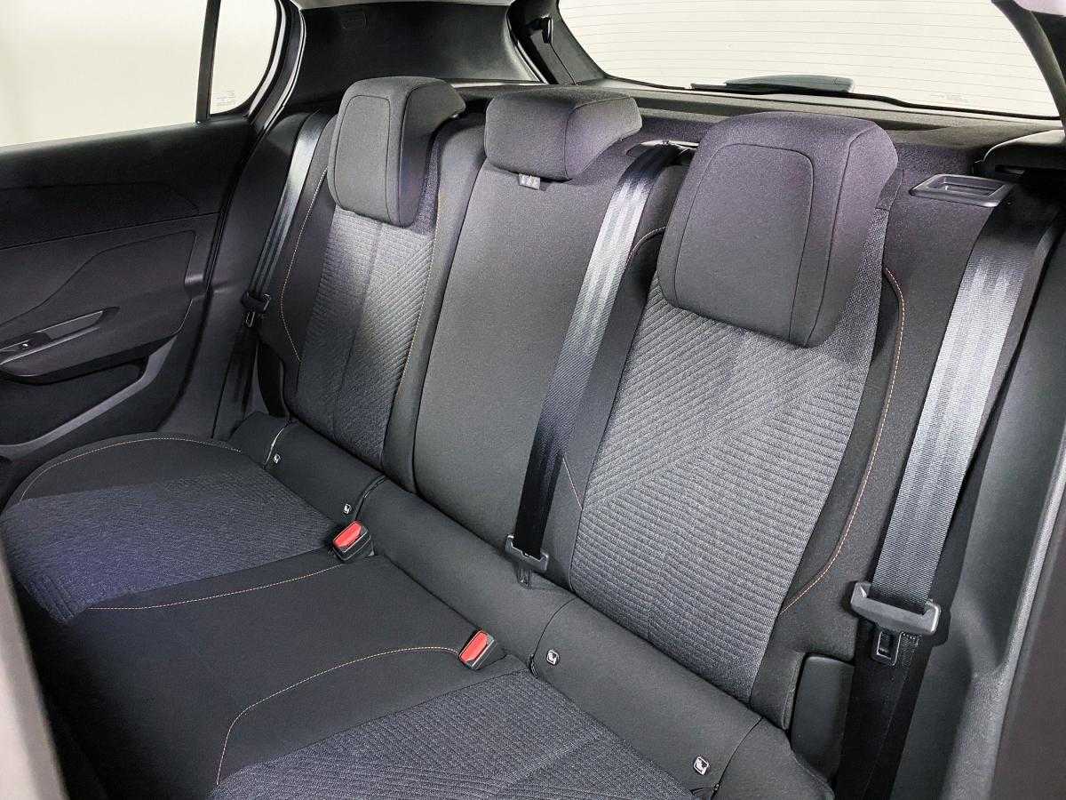 peugeot-308-2025-diesel-1499cc