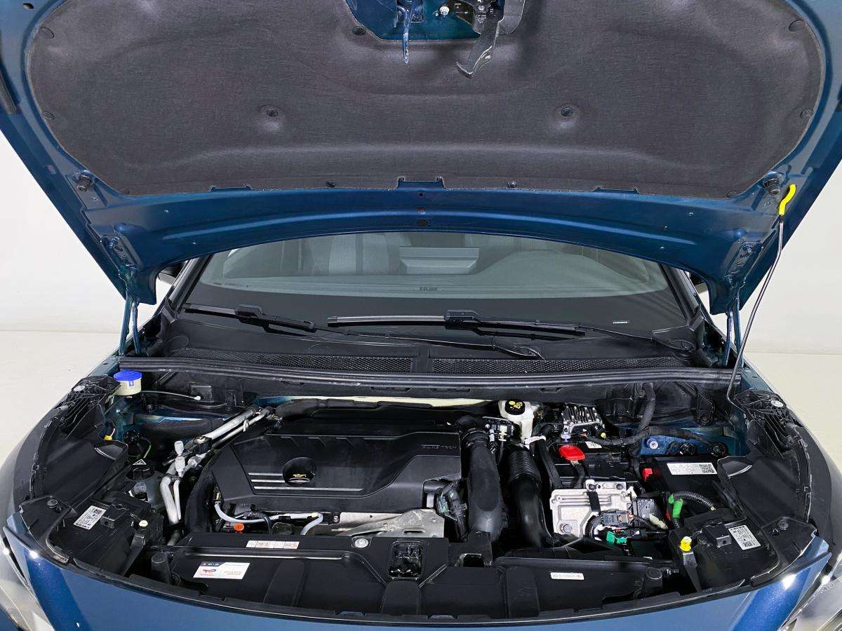 peugeot-3008-2024-hibrido-a-gasolina-1598cc
