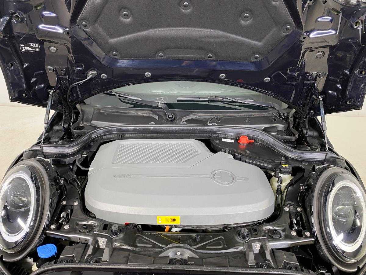 mini-cooper-2021-eletrico-500cc
