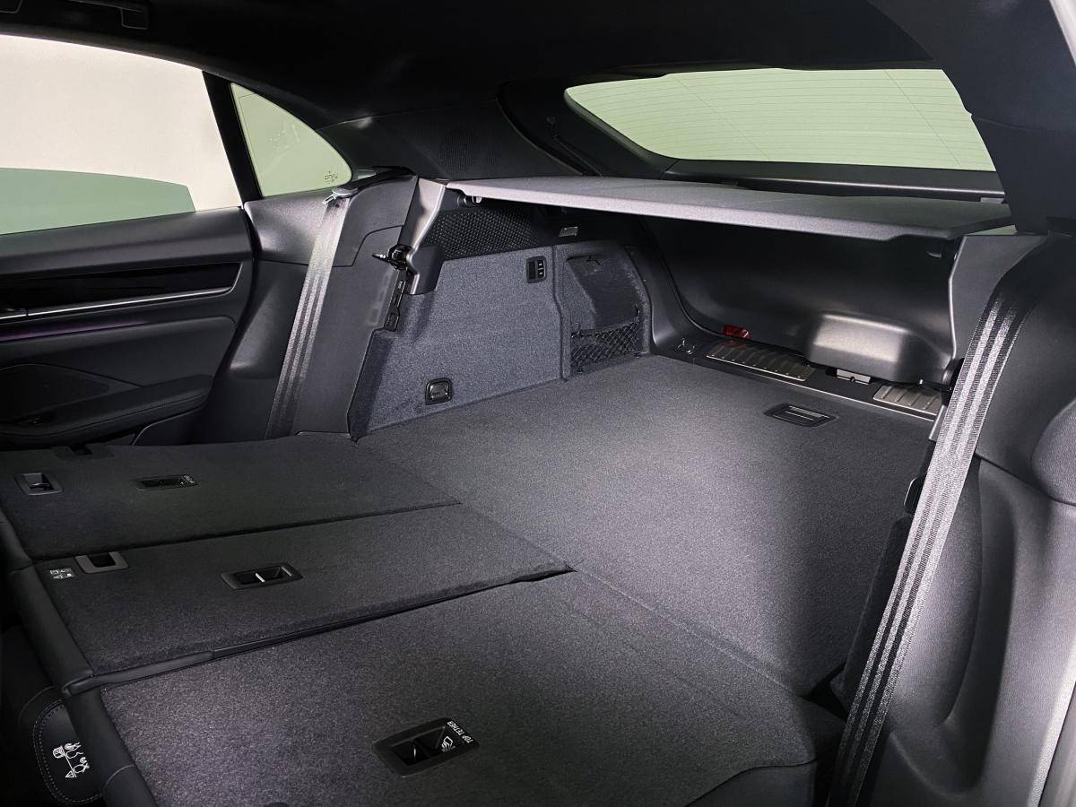 porsche-macan-2025-eletrico-500cc