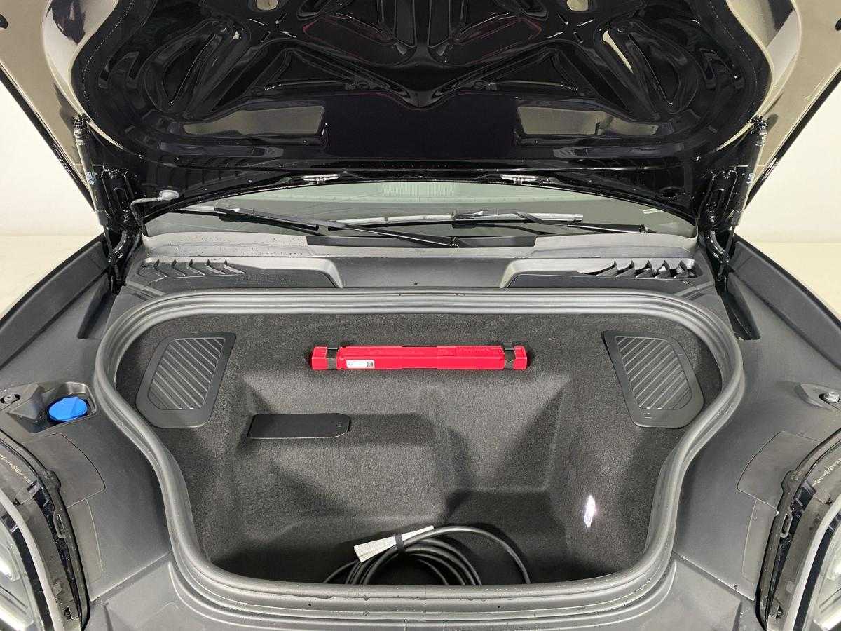 porsche-macan-2025-eletrico-500cc