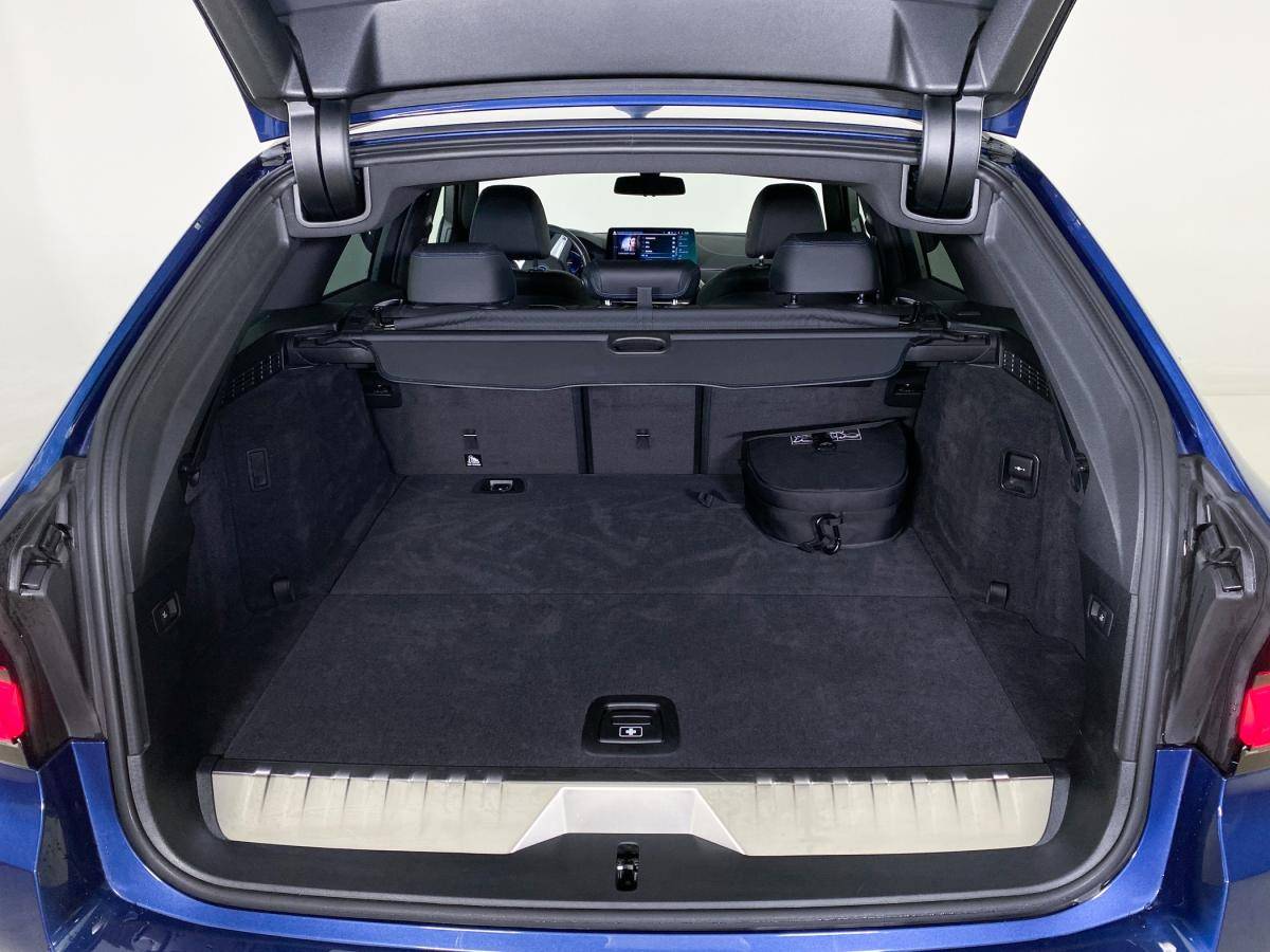 bmw-serie-5-2022-hibrido-a-gasolina-1998cc
