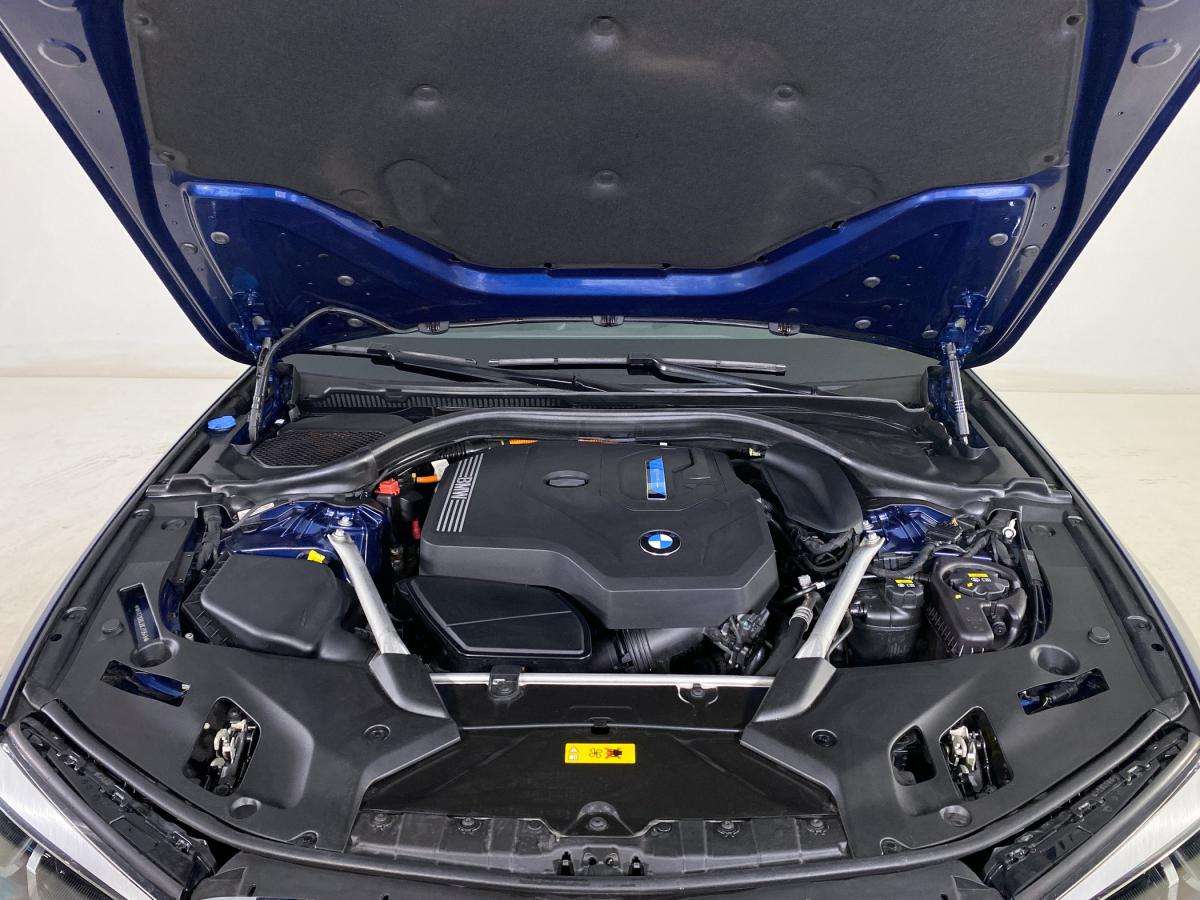bmw-serie-5-2022-hibrido-a-gasolina-1998cc
