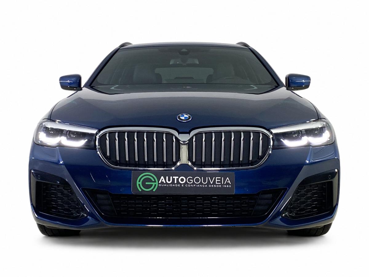bmw-serie-5-2022-hibrido-a-gasolina-1998cc