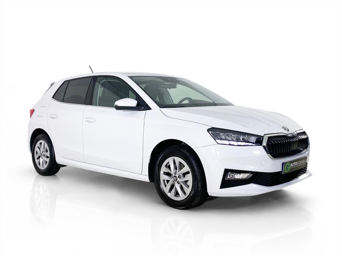 skoda-fabia-2025-gasolina-999cc