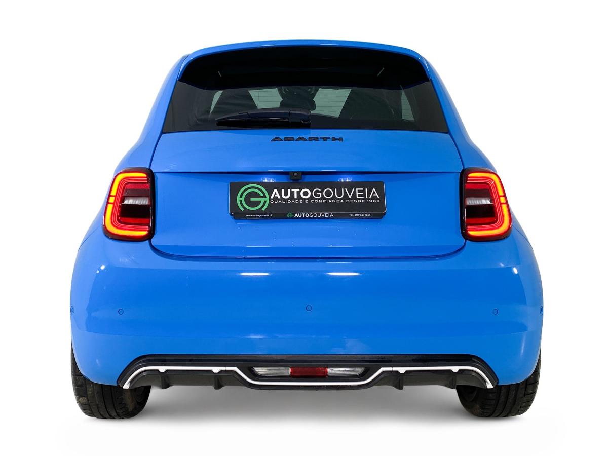 abarth-500-2023-eletrico-500cc