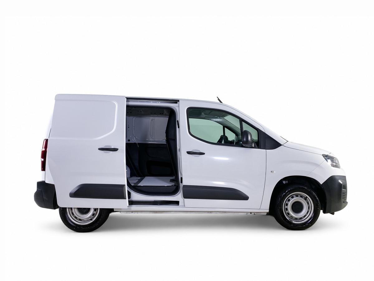 citroen-berlingo-2023-diesel-1499cc