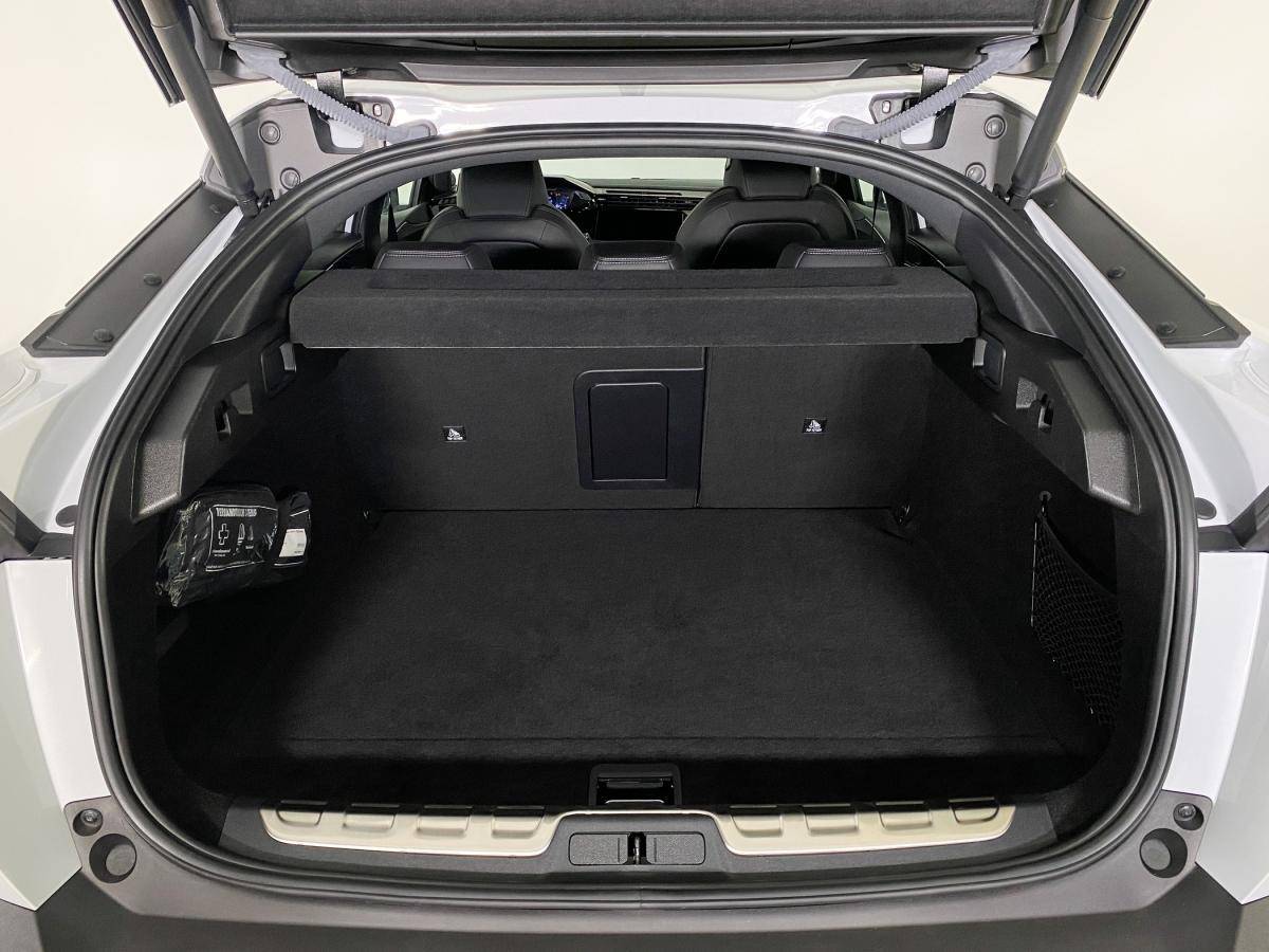 peugeot-408-2024-hibrido-a-gasolina-1598cc