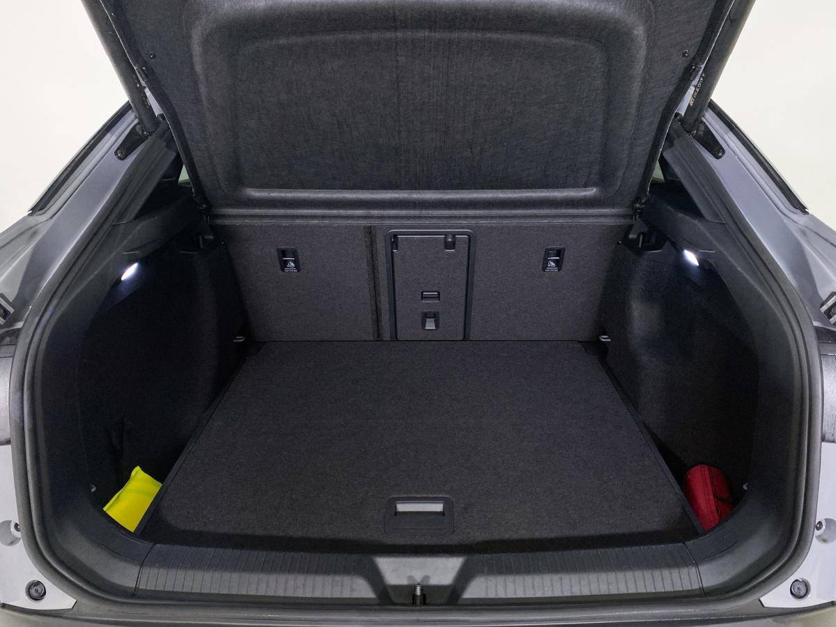 volkswagen-id-5-2023-eletrico-500cc