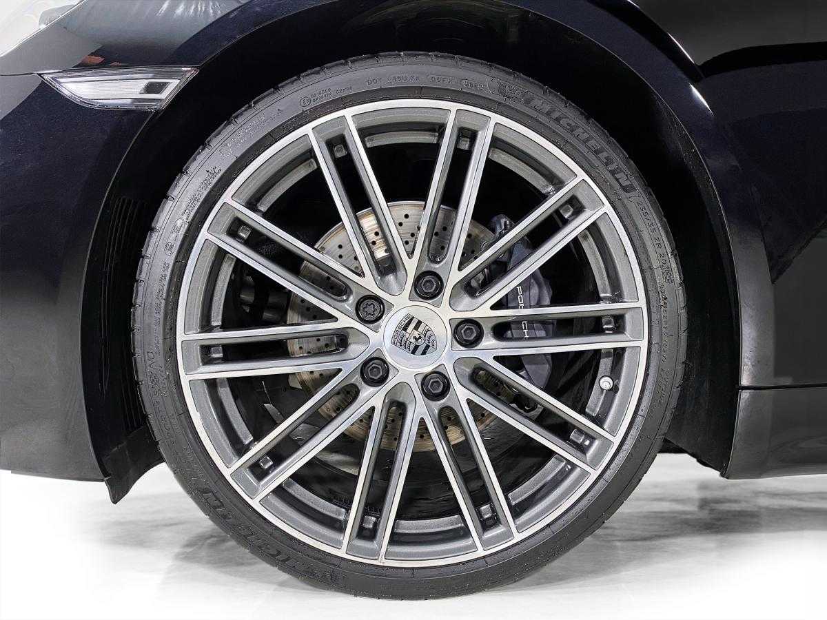 porsche-718-2023-gasolina-1988cc