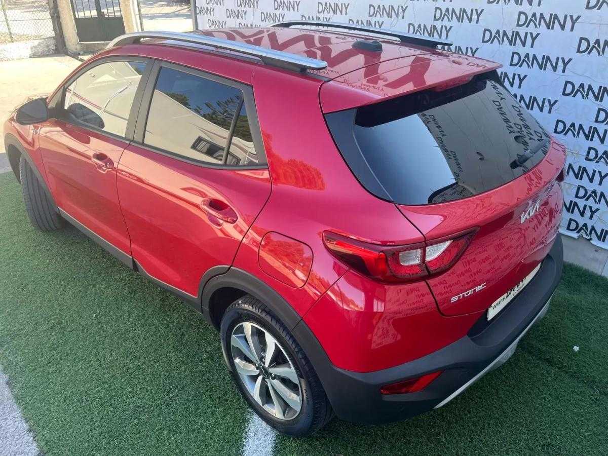 kia-stonic-2023-gasolina-998cc