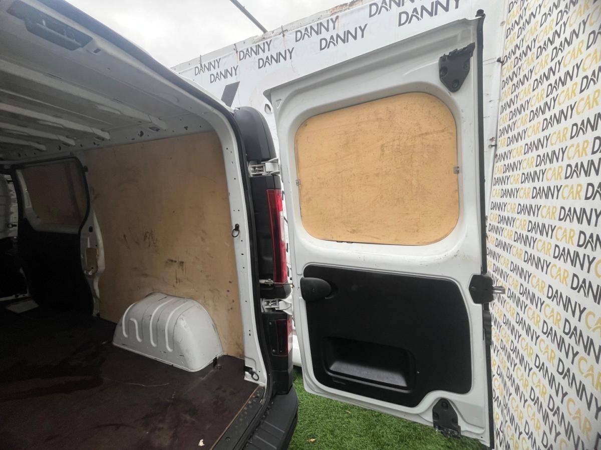renault-trafic-2021-diesel-2000cc