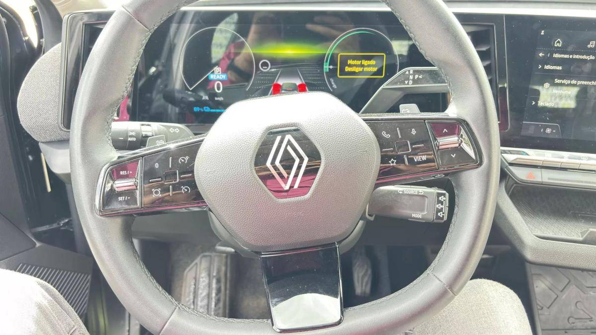 renault-megane-e-tech-2022-eletrico-200cc