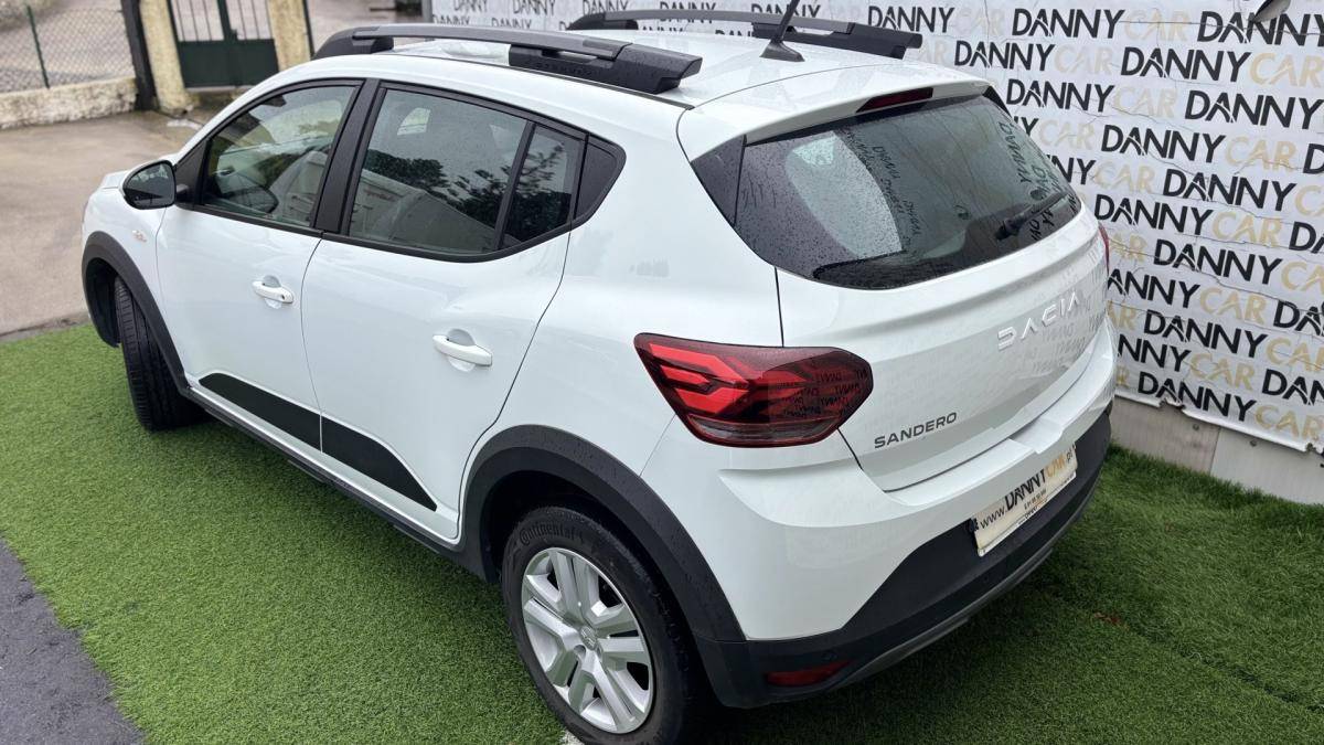 dacia-sandero-2024-gasolina-999cc