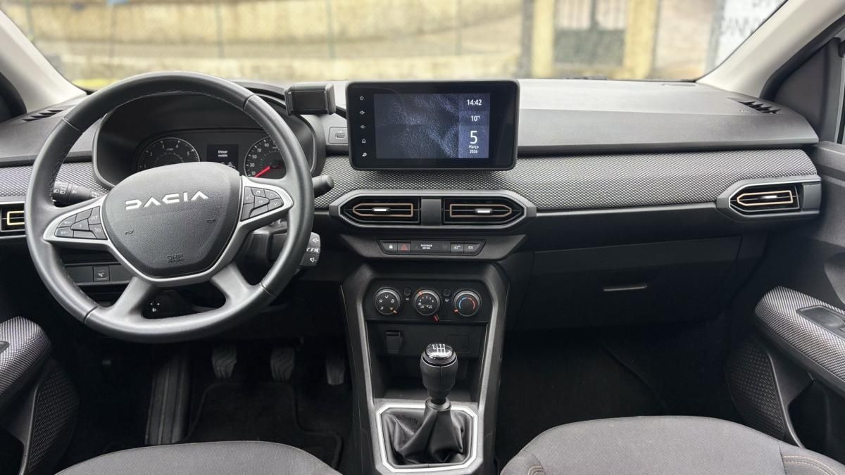 dacia-sandero-2024-gasolina-999cc