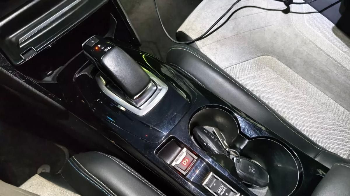 peugeot-e-2008-2021-eletrico-0cc