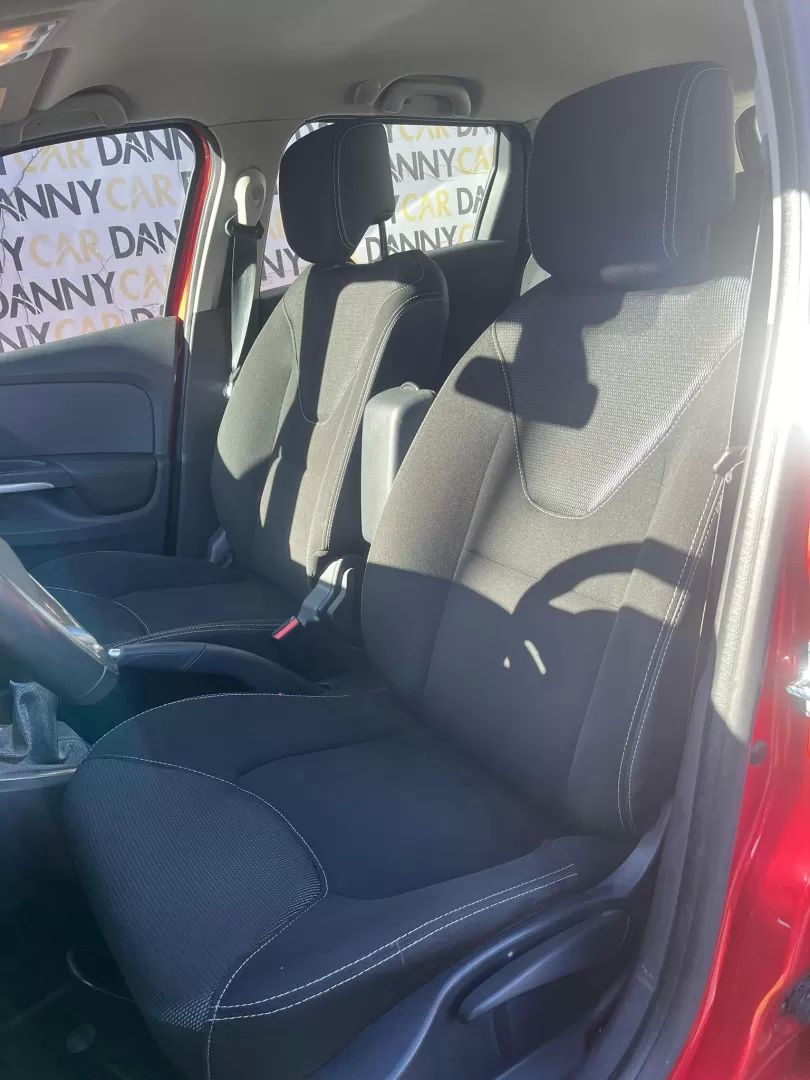 renault-clio-sport-tourer-2015-diesel-1461cc