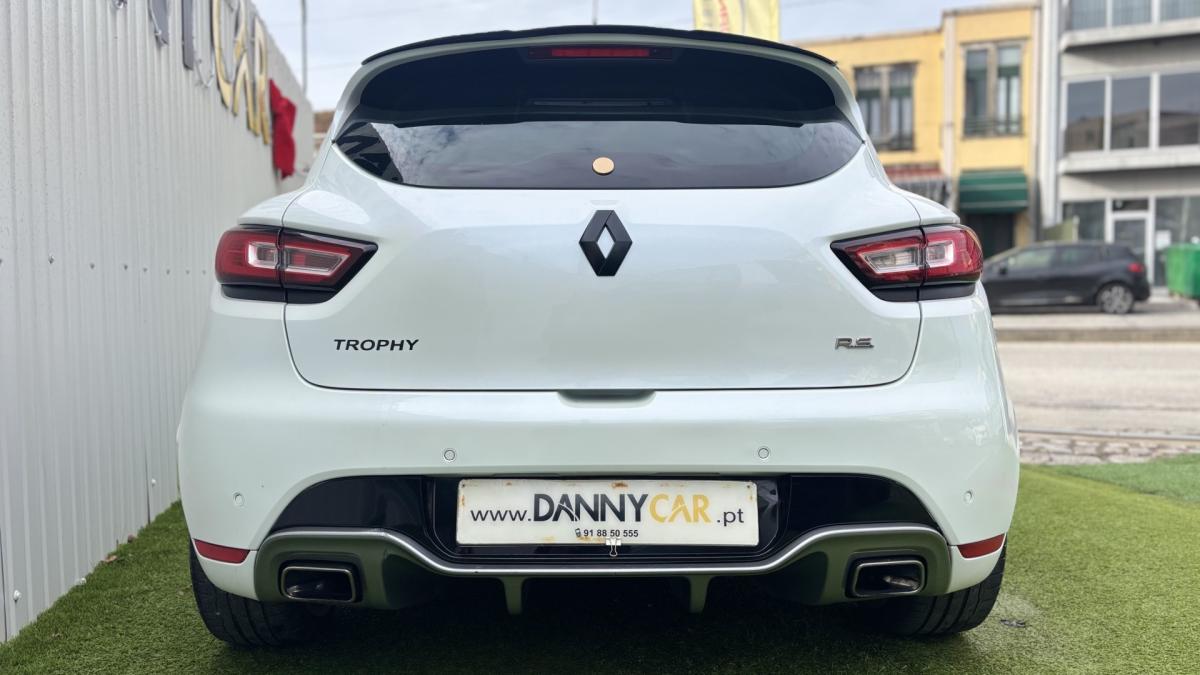 renault-clio-2017-gasolina-1618cc