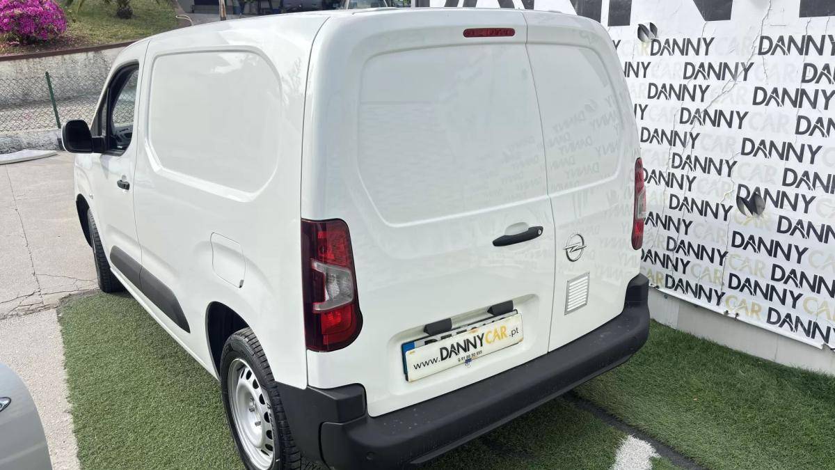opel-combo-2022-diesel-1500cc