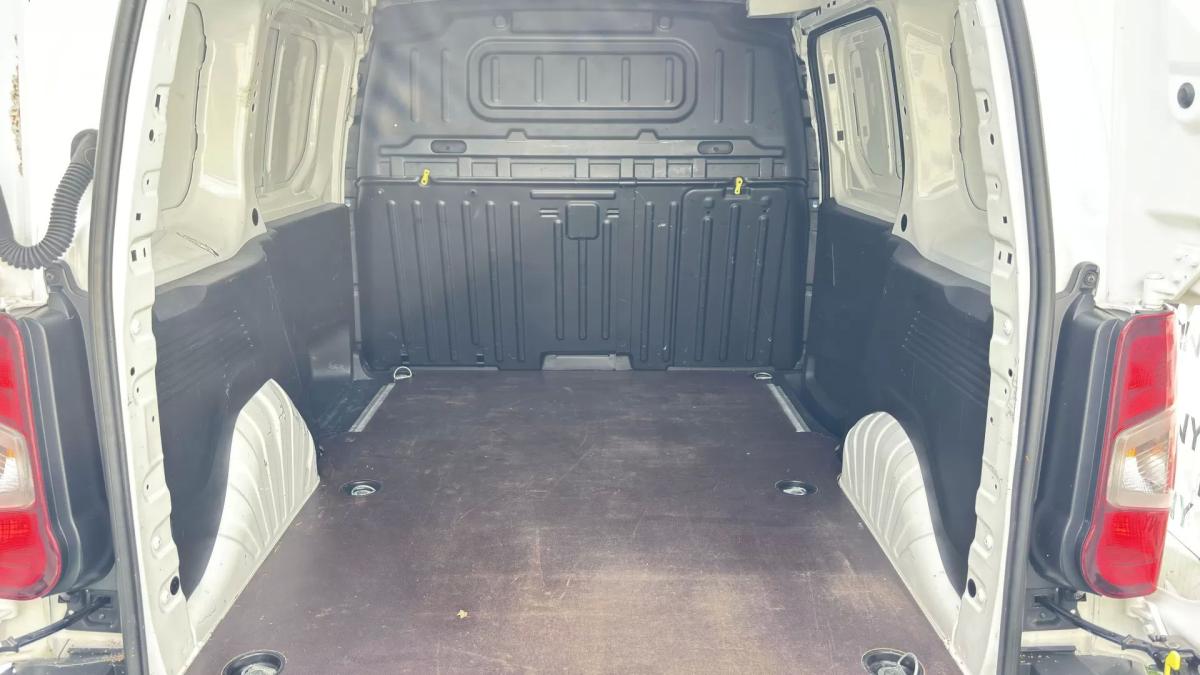 opel-combo-2022-diesel-1500cc