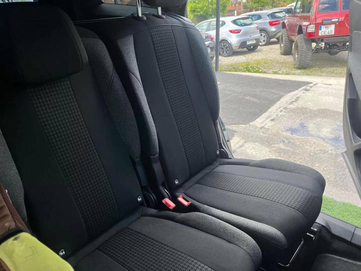 peugeot-5008-2021-diesel-1499cc