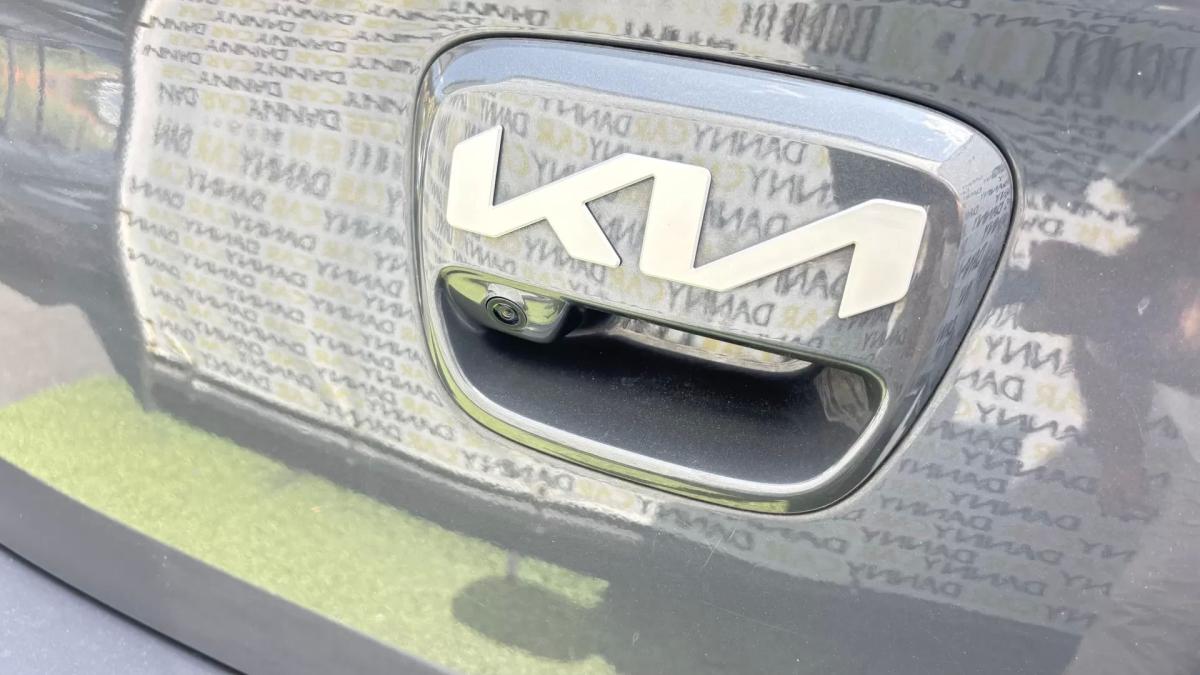 kia-rio-2023-gasolina-998cc