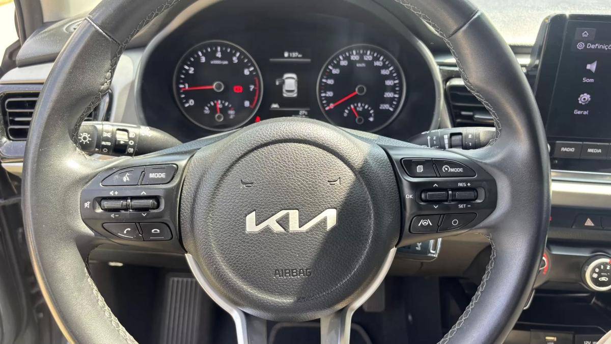 kia-rio-2023-gasolina-998cc