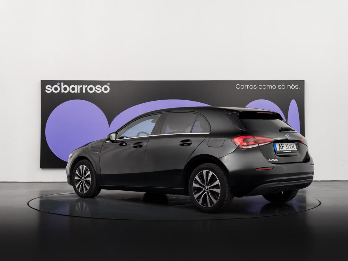 mercedes-benz-classe-a-2021-hibrido-a-gasolina-1332cc