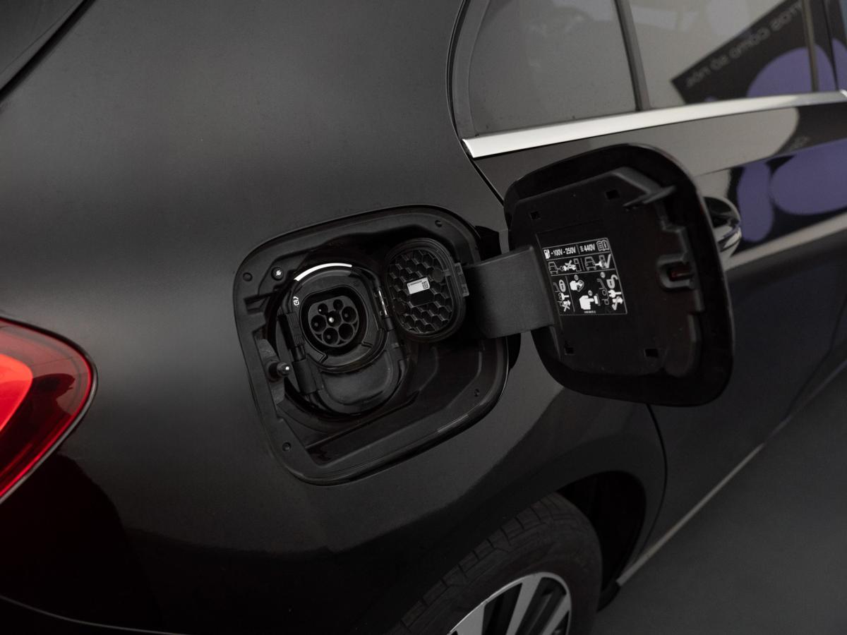 mercedes-benz-classe-a-2021-hibrido-a-gasolina-1332cc