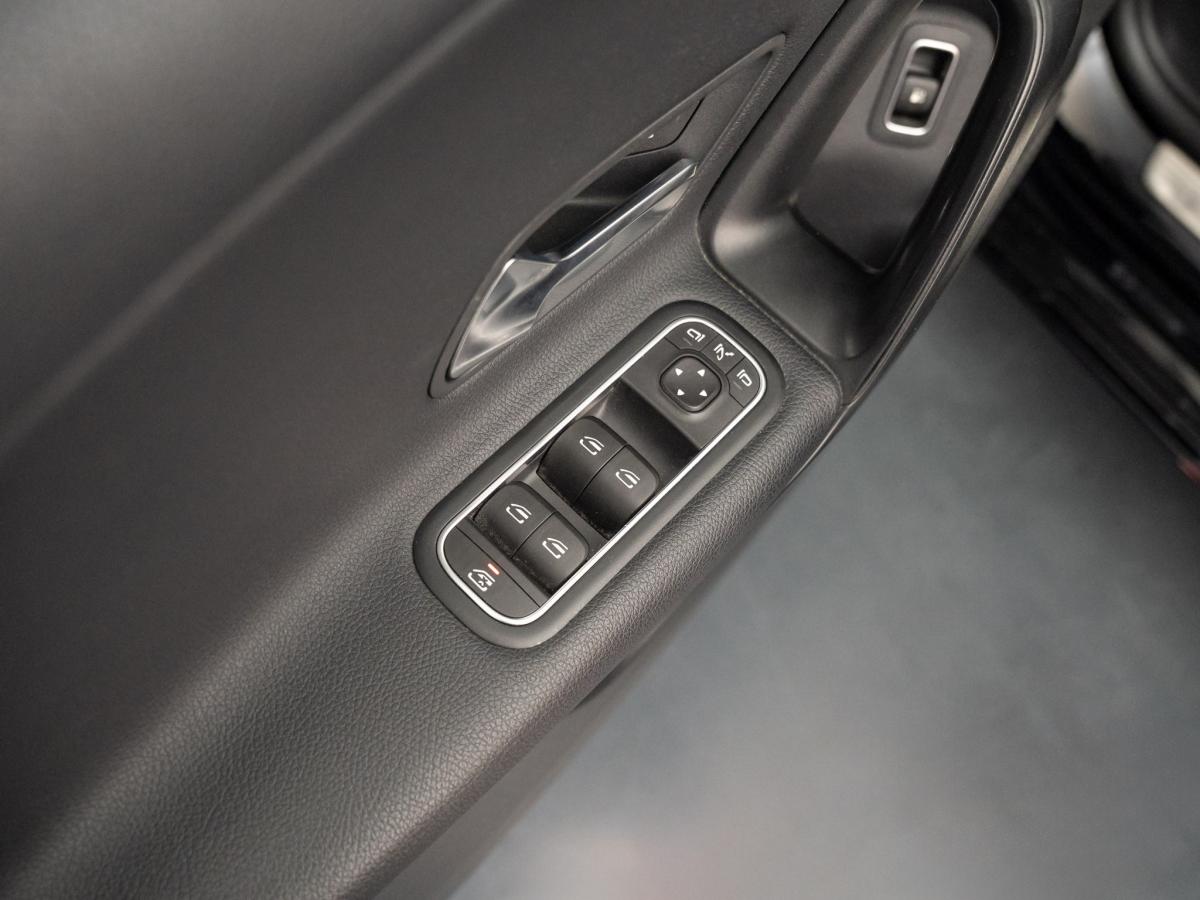 mercedes-benz-classe-a-2021-hibrido-a-gasolina-1332cc